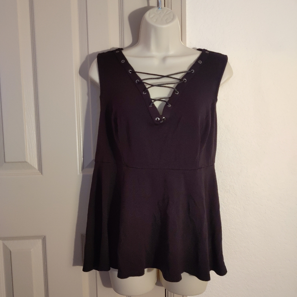 Torrid 1 black peplum lace front top